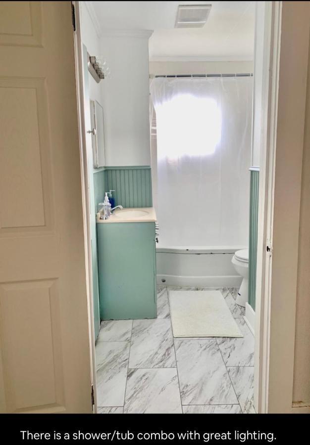 Private Room - Downtown 1Br 1Bath Lafayette Kültér fotó